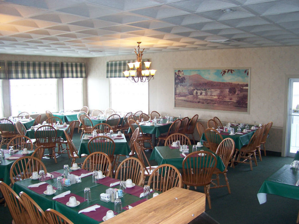 The Village Inn Harrisonburg Exteriér fotografie